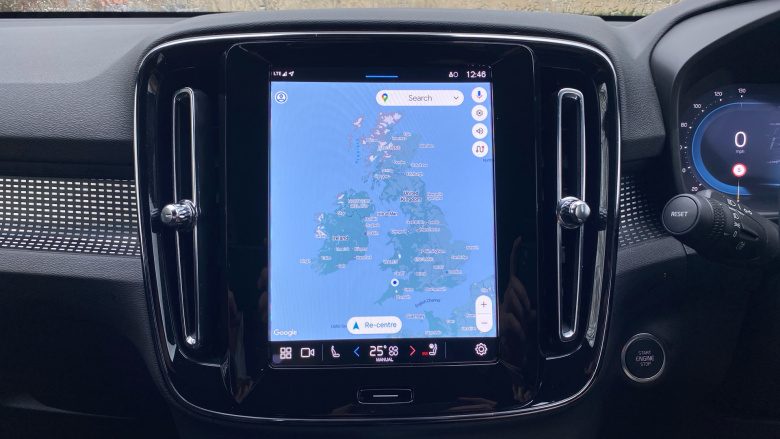 Volvo XC40 2.0 B4P Plus Dark 5dr Auto Petrol Estate